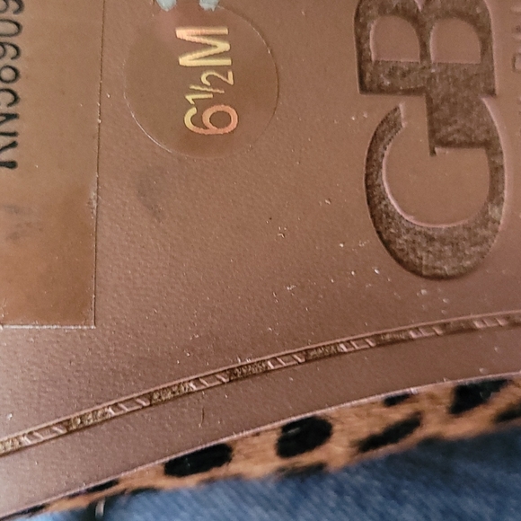 GIANNI BINI NWT real calf hair  animal print leather booties. SIZE 6.5 - Picture 9 of 10